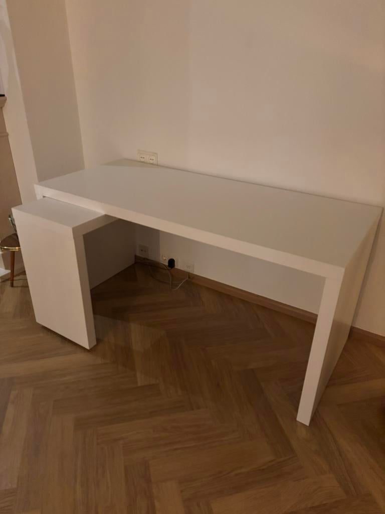 Bureau IKEA, Huis en Inrichting, Bureaus, Ophalen