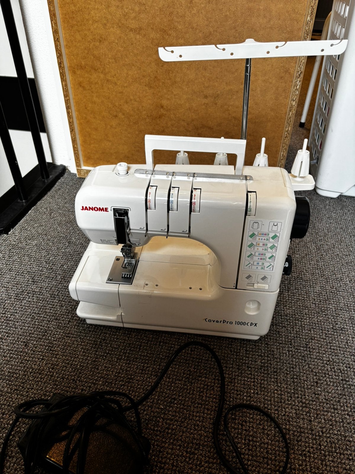 Janome CoverPro 1000CPX Coverlockmachine, Ophalen, Gebruikt, Lockmachine, Janome