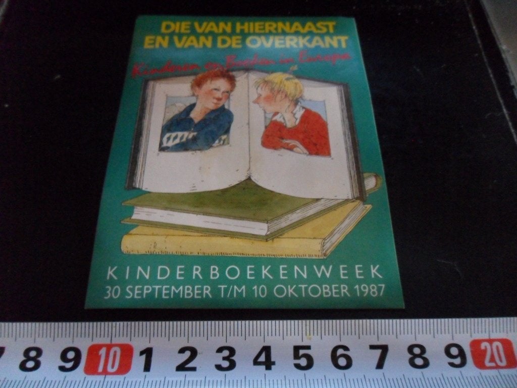 sticker Kinderboekenweek 1987 die van hiernaast en van de o*, Ophalen, Zo goed als nieuw