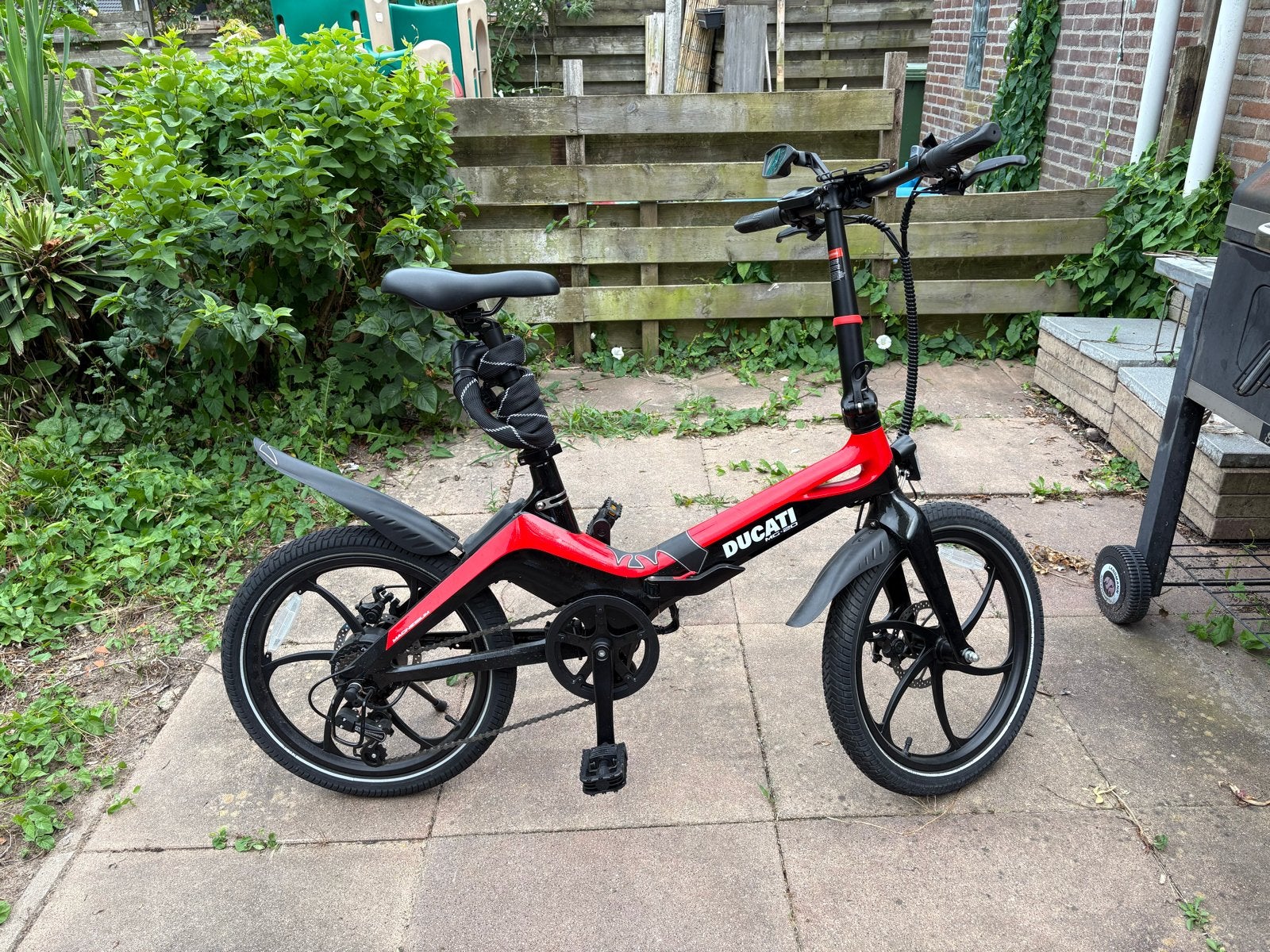 Ducati MG-20 Elektrische Vouwfiets - nog geen 1000km gereden, 20 inch of meer, Zo goed als nieuw, Totaal opvouwbaar, Schijfrem