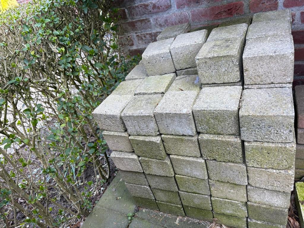 Beton klinkers gratis af te halen in Gendringen, Tuin en Terras, Tegels en Klinkers, Ophalen, Gebruikt, Beton, Klinkers