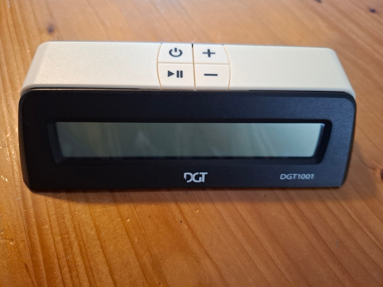 DGT1001 Universele Digitale Schaakklok - Nieuw in Doos, Ophalen of Verzenden, Minder dan 500 stukjes, Nieuw, Schaken