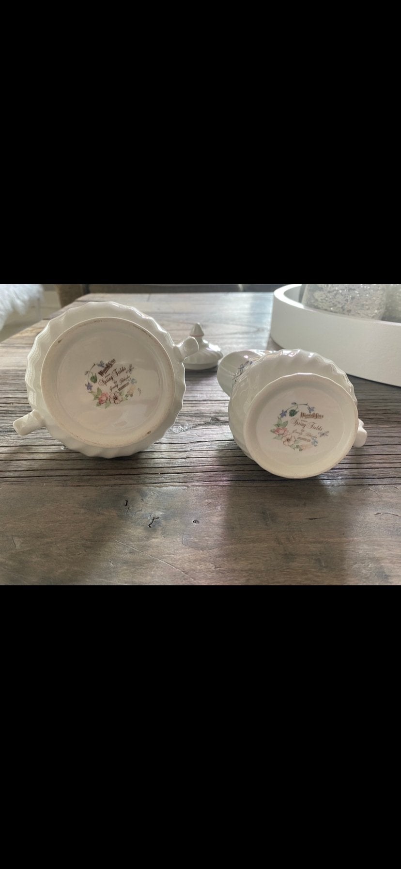 Wedgwood Spring Fable Melk en Suikerstel, Ophalen of Verzenden, Zo goed als nieuw, Porselein, Overige typen