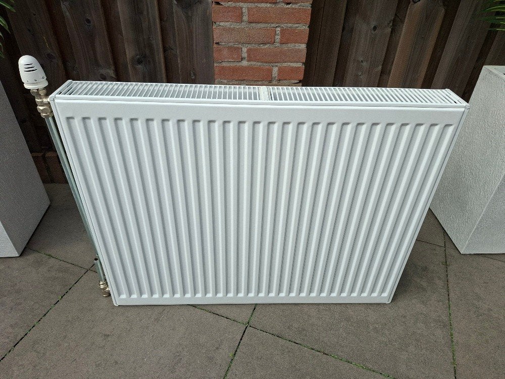 Delonghi Radel Kompakt 4 1795w (700x900 T22), Ophalen, 30 tot 80 cm, Radiator, Zo goed als nieuw