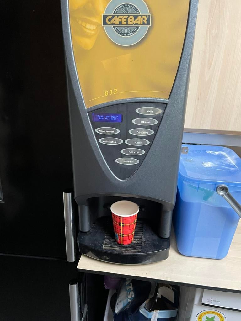 Cafe bar drankenautomaat, Ophalen, Gebruikt, Koffiemeubel