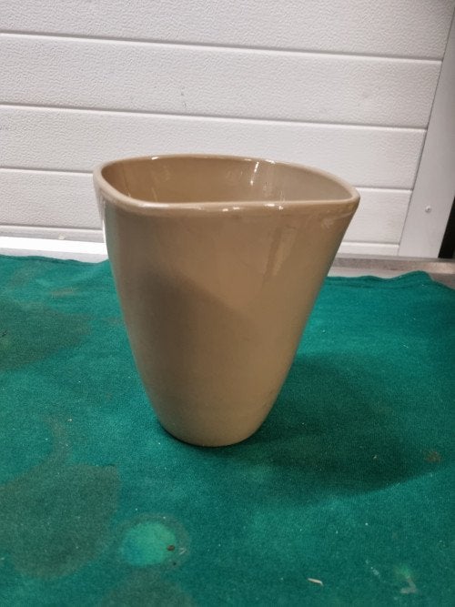 bloempot taupe porselein, Ophalen of Verzenden, 'T Olde Gre-j, Info@toldegrej.nl, Endepoelstraat 20f Didam