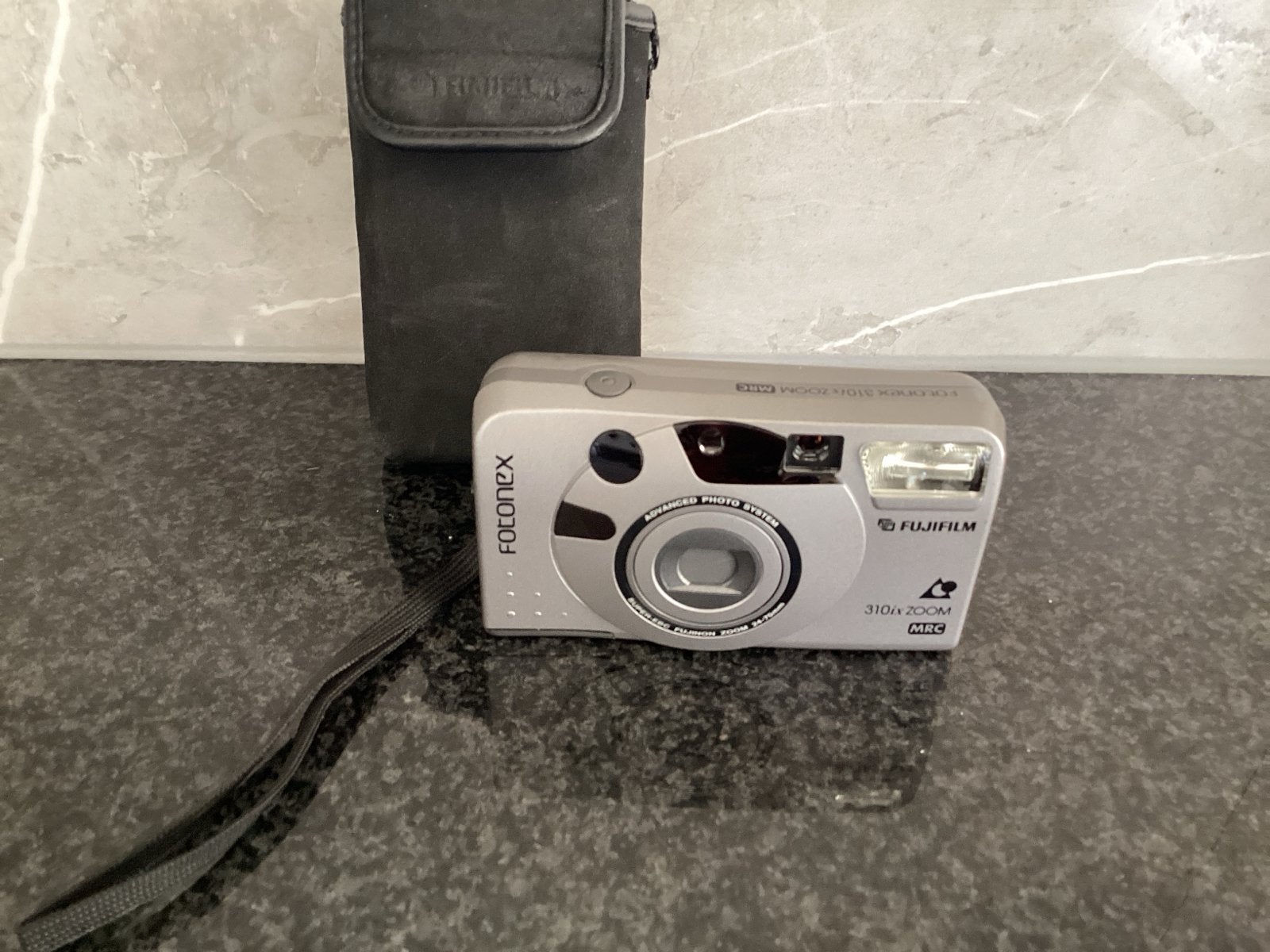 Fujifilm Fotonex 310ix Zoom APS camera met tasje, Ophalen, Gebruikt, Compact, Fuji