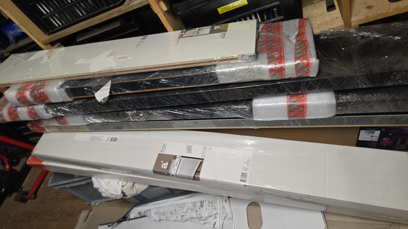 IKEA LACK wandplanken met blinde verbinding (diverse maten), Huis en Inrichting, Woonaccessoires | Wandplanken en Boekenplanken