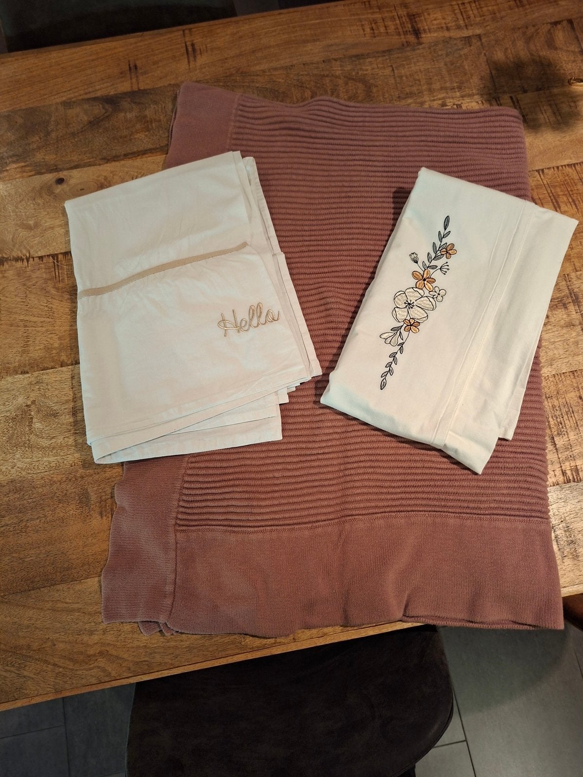 Te koop ledikant dekentje little kids + 2 lakentjes, Huis en Inrichting, Ophalen of Verzenden, Gebruikt, Schort