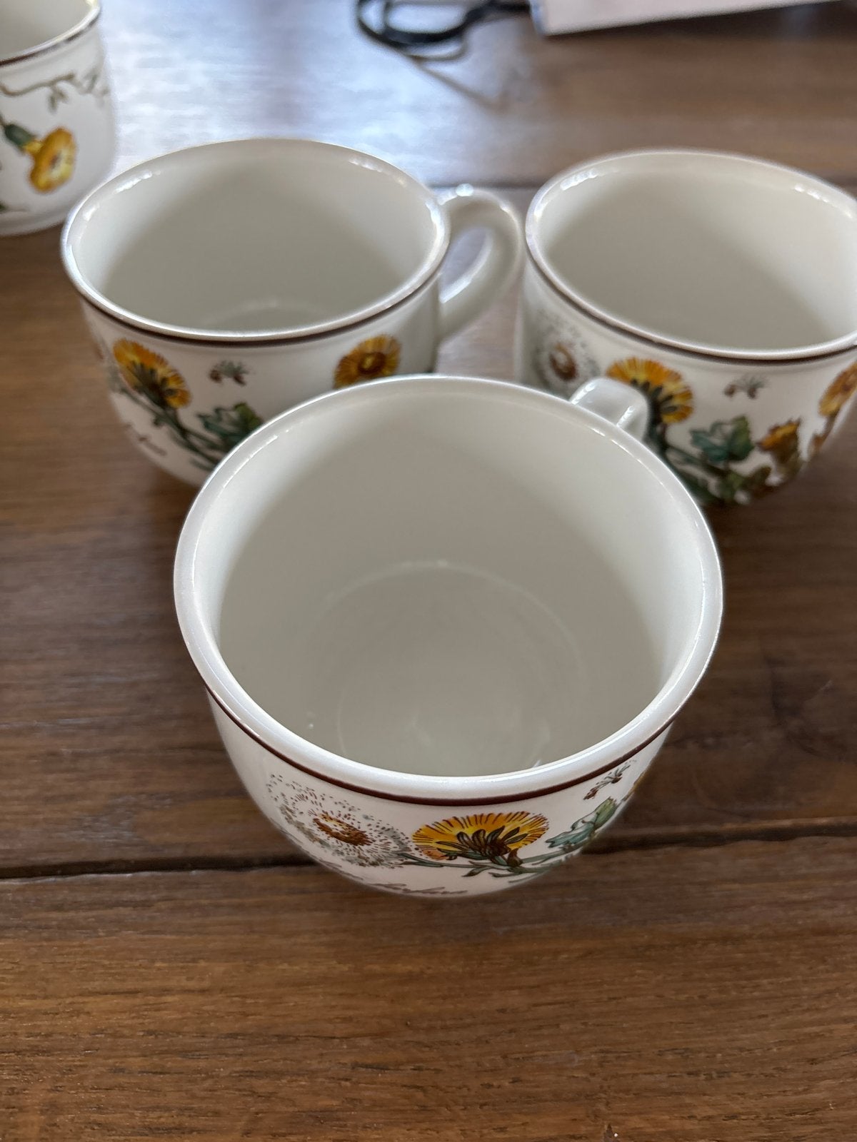 3 Gebruikte Theekoppen Villeroy & Boch Botanica Tussilago, Gebruikt, Villeroy & Boch, Ophalen of Verzenden, Kop(pen) en/of Schotel(s)