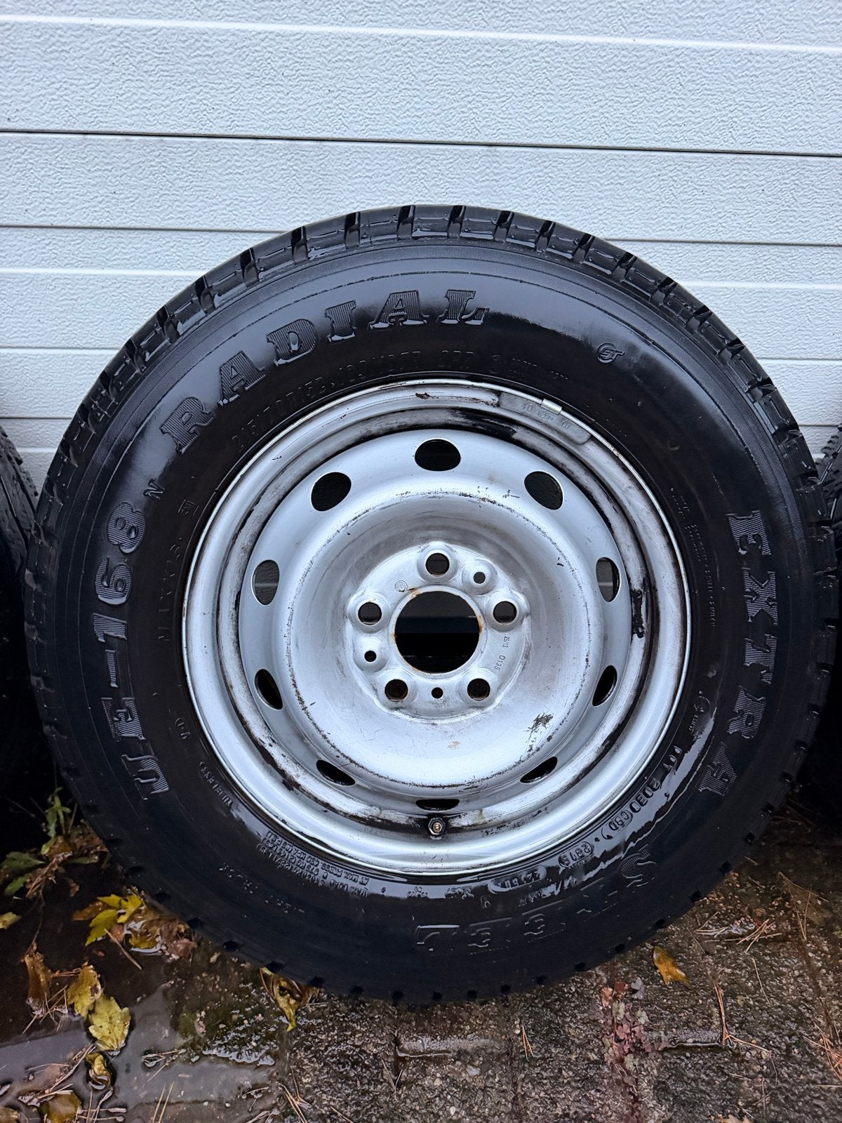 5x banden op stalen velg - 215/70R15C Fiat Ducato van camper, Auto-onderdelen, 15 inch, Banden en Velgen, Ophalen of Verzenden