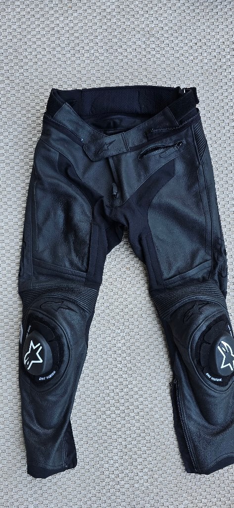 Alpinestars Missile V3 leren motorbroek, maat 50, als nieuw!, Motoren, Kleding | Motorkleding, Broek | leer, Heren, Ophalen of Verzenden