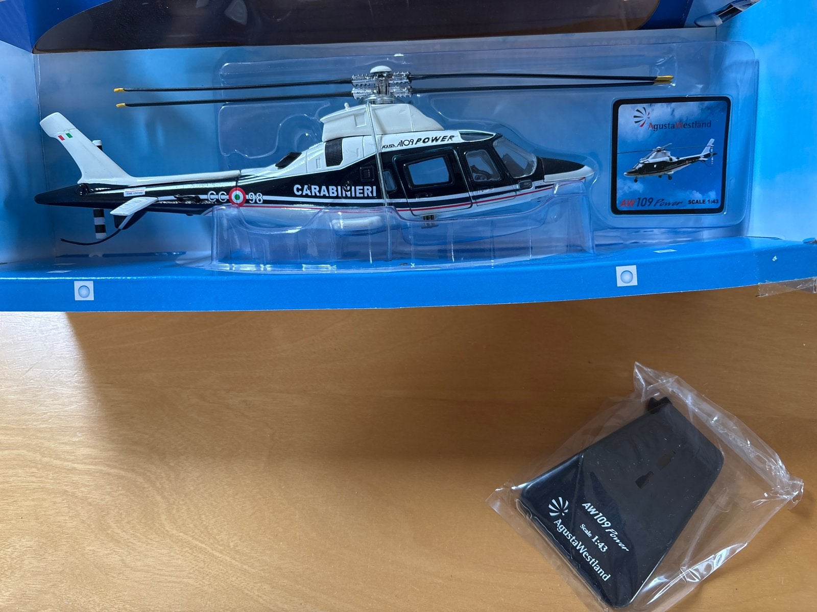 AgustaWestland AW109 Power Carabinieri Helikopter Model, Overige merken, Helikopter, Nieuw, Ophalen of Verzenden