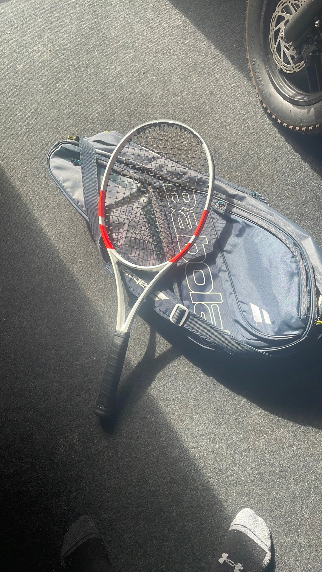 Babolat tennis racket pure strike, Sport en Fitness, Ophalen of Verzenden, Nieuw, Racket, Babolat