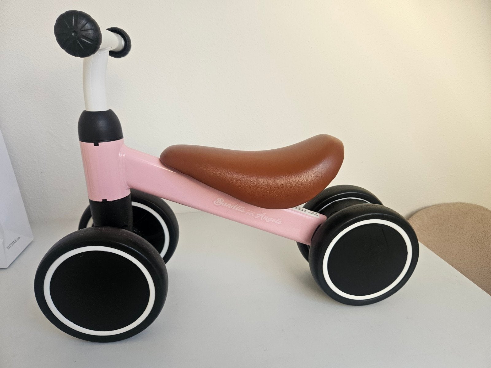 Bandits & Angels Loopfiets Little Starter Roze 1 Jaar, Ophalen, Zo goed als nieuw, Loopfiets