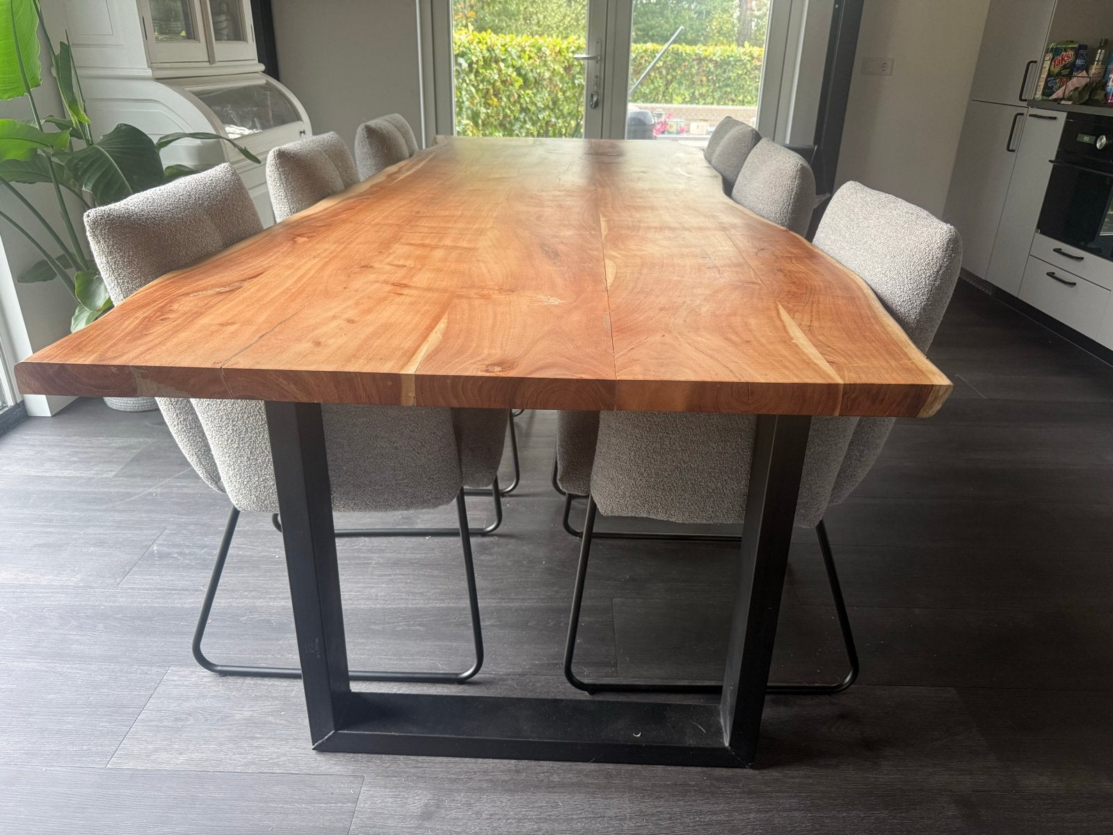 Robuuste eettafel, Ophalen, 100 tot 150 cm, Zo goed als nieuw, 150 tot 200 cm