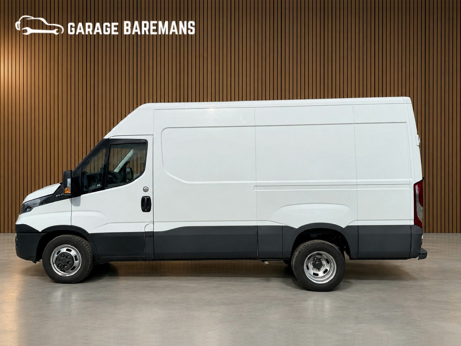 Iveco Daily 35C14V 2.3 352 H2 L 3500kg trekgewicht, Auto's, Gebruikt, Euro 6, Iveco, 2535 kg
