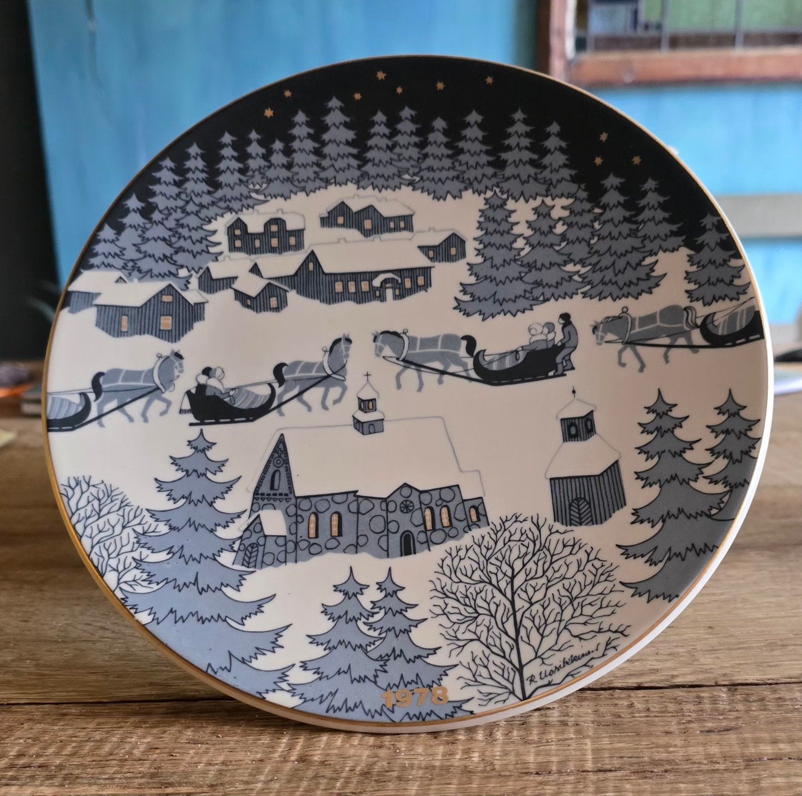 Arabia Finland jaar borden kerst 12X 1978 tot 1989, Ophalen