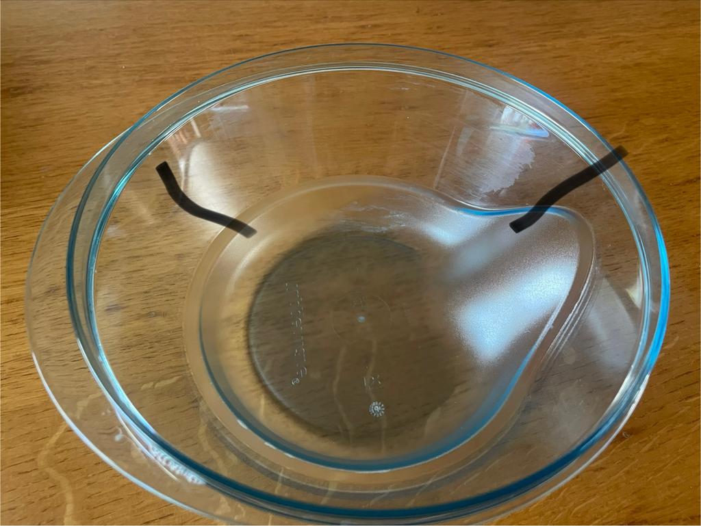 Tupperware Symphoni Schaal 1L - Licht Beschadigd, Ophalen of Verzenden, Zo goed als nieuw, Blauw, Schaal