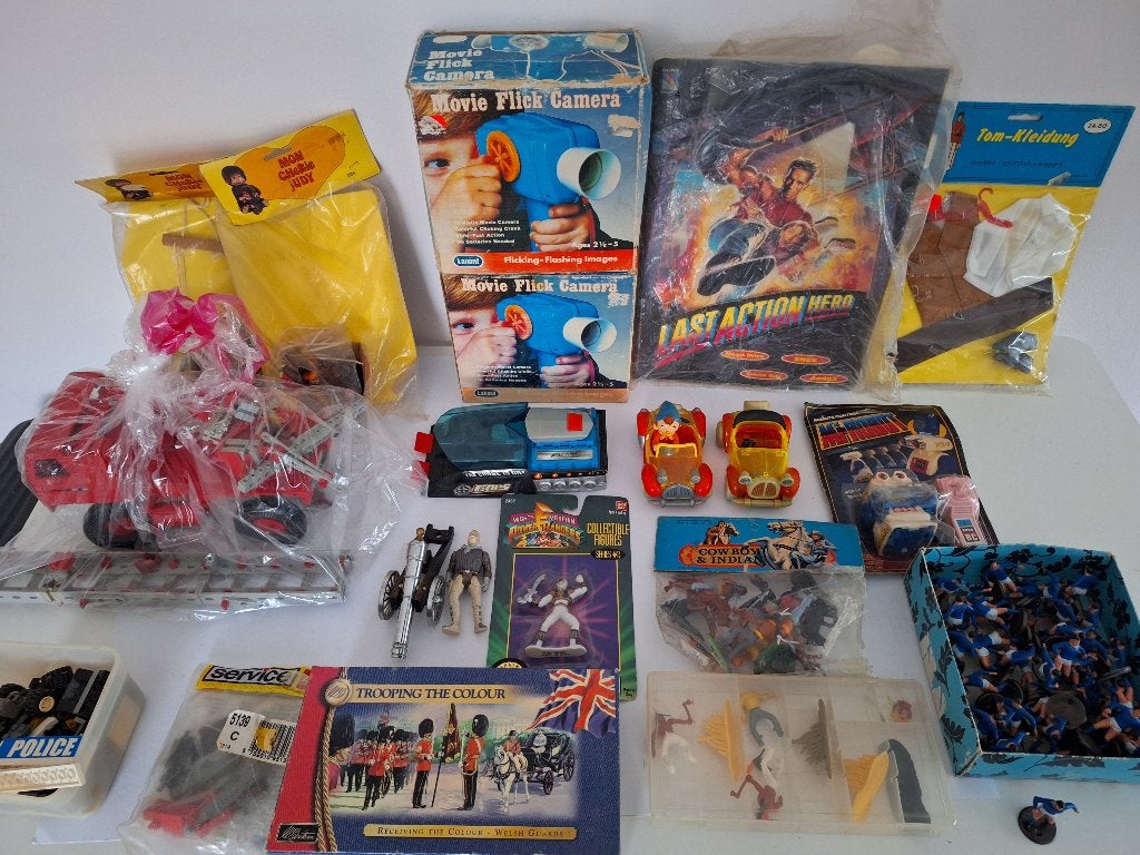 grote partij oud speelgoed steif biege mickey robots daltons, Ophalen, Gebruikt, Overige typen
