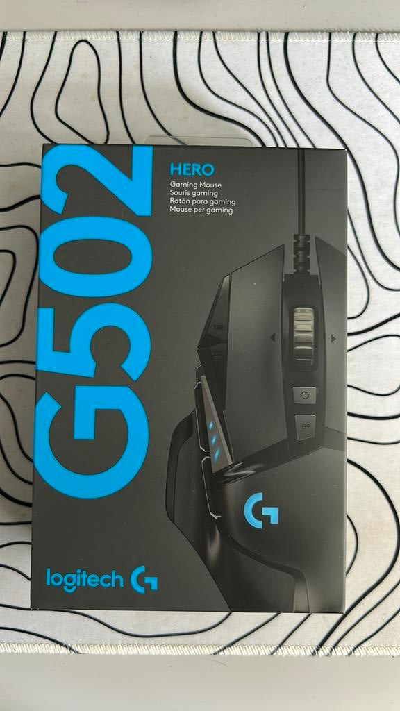 Logitech Muis G502 HERO, Computers en Software, Muizen, Ophalen of Verzenden, Zo goed als nieuw