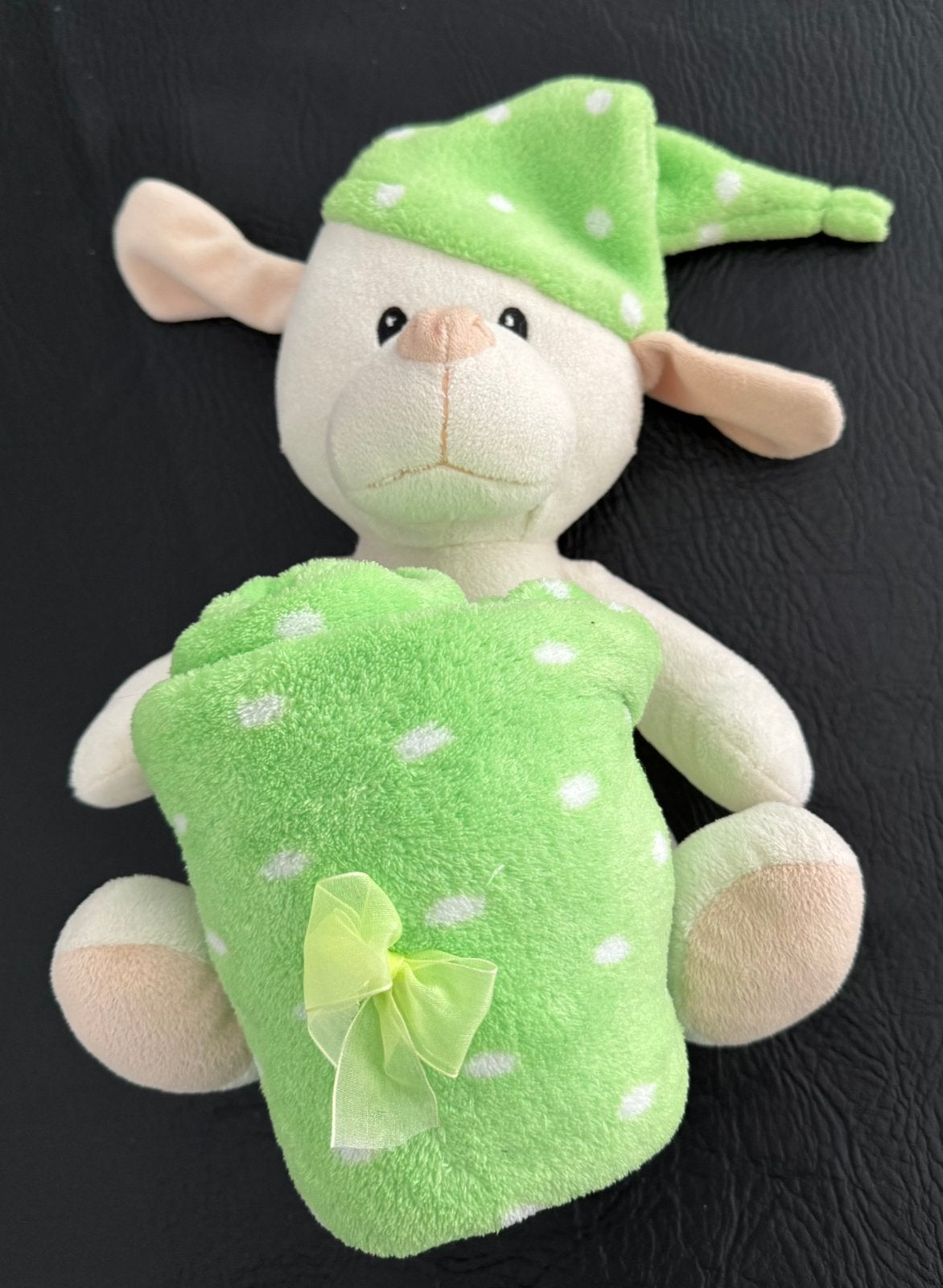 Knuffelhond met baby dekentje groen 30 cm, Ophalen of Verzenden, Zo goed als nieuw, Hond