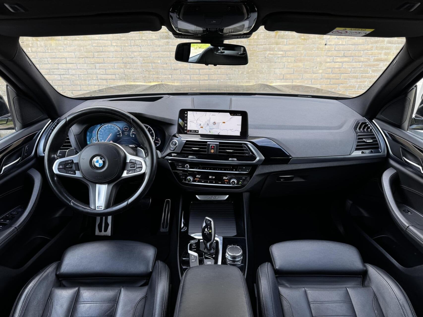 BMW X3 xDrive20i High Executive|M-sport|Trekhaak|Pano|Camera, Auto's, Automaat, Gebruikt, 4 cilinders, 2000 kg