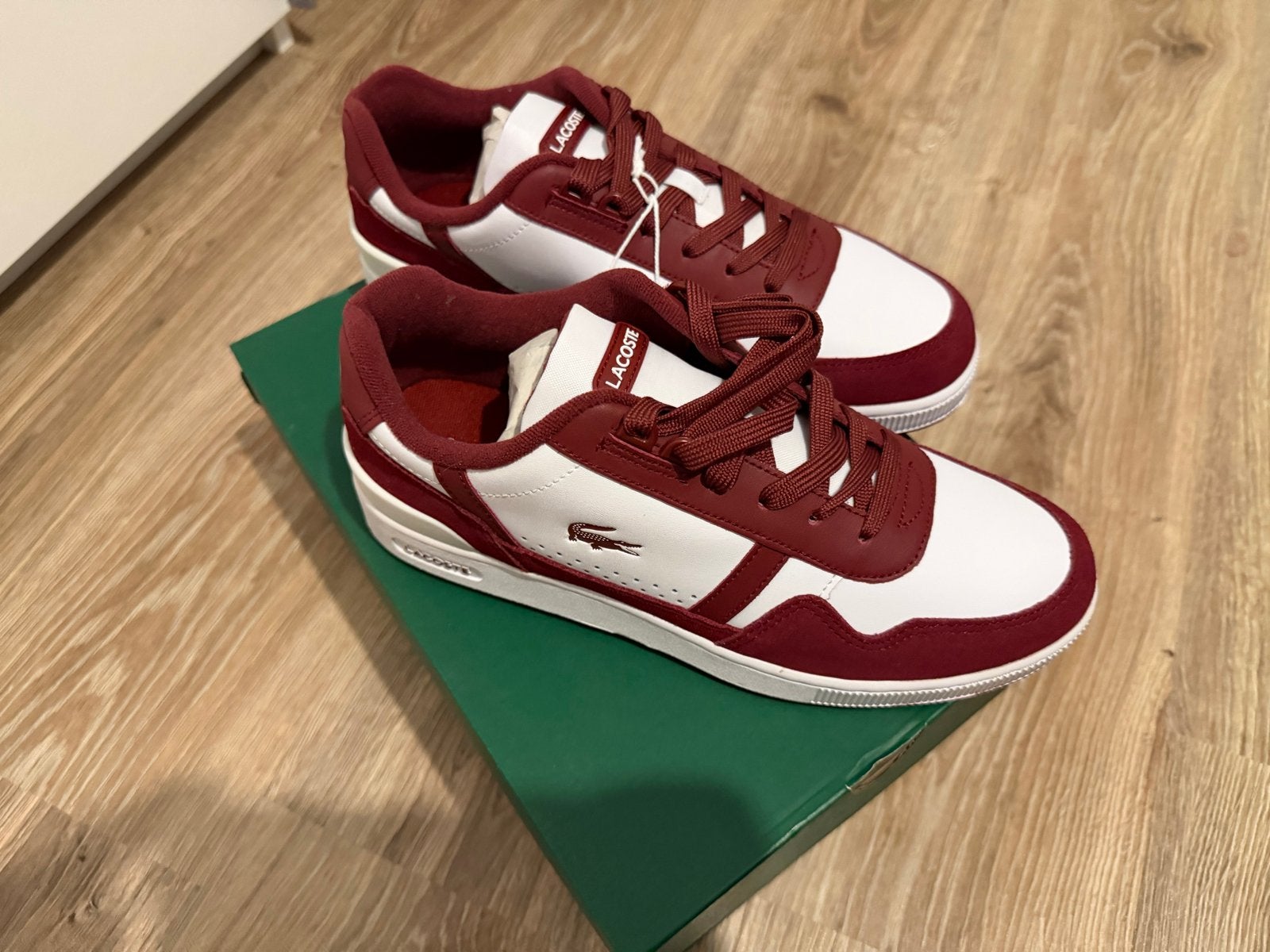 Lacoste T-Clip 223 3 SMA Heren Sneakers - Nieuw in doos, Ophalen of Verzenden, Nieuw, Overige kleuren, Sneakers of Gympen