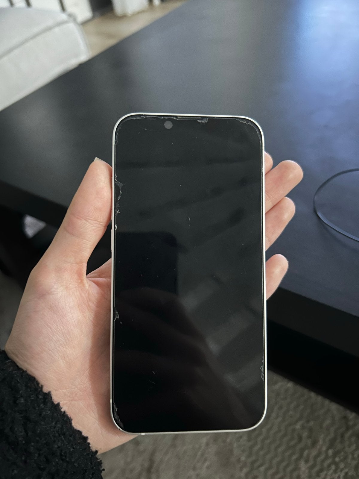 iPhone 13 - Scherm beschadigd, nieuwe batterij
