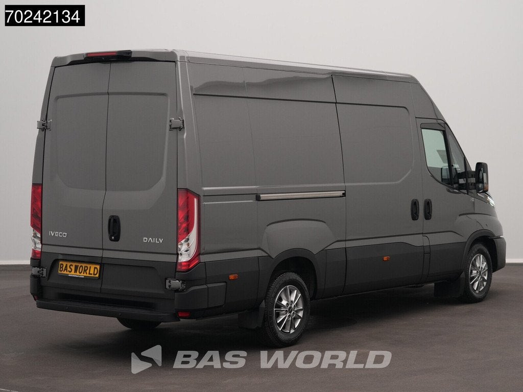 Iveco Daily 35S21 3.0L Automaat L2H2 210PK 2025-Model 3,5t T, Auto's, Automaat, Euro 6, 4 cilinders, Iveco