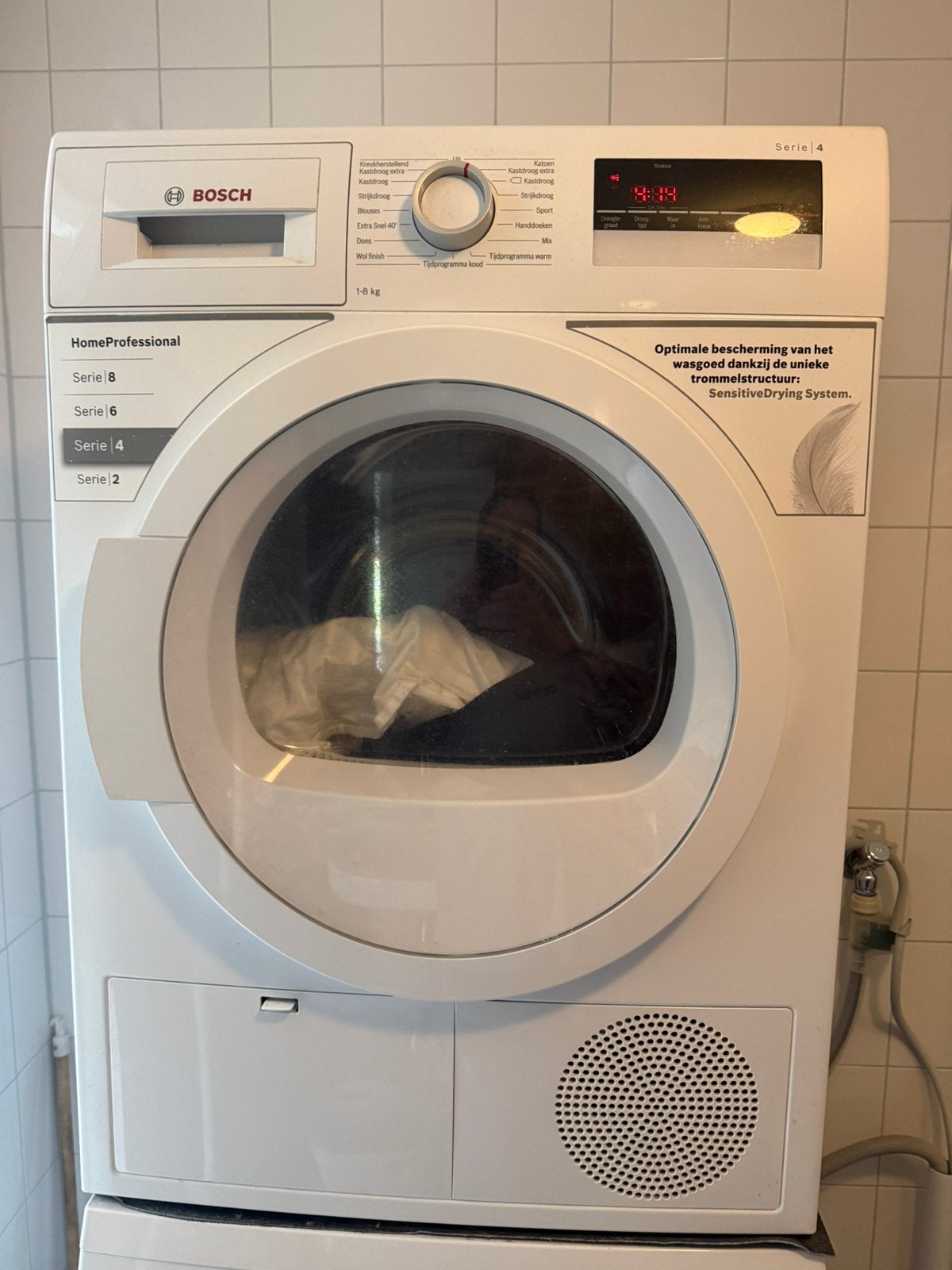Bosch serie 6 wasmachine 8 kilo MOET WEG, Ophalen, Zo goed als nieuw, Voorlader, Energieklasse A of zuiniger