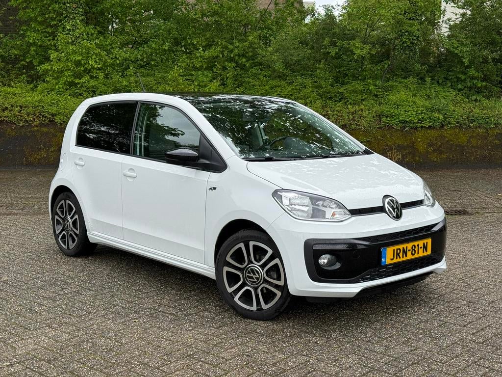 Volkswagen up! R-Line 65pk | stoelverw | camera | airco 16”, Auto's, Volkswagen, Up!, 4 stoelen, Handgeschakeld, Particulier