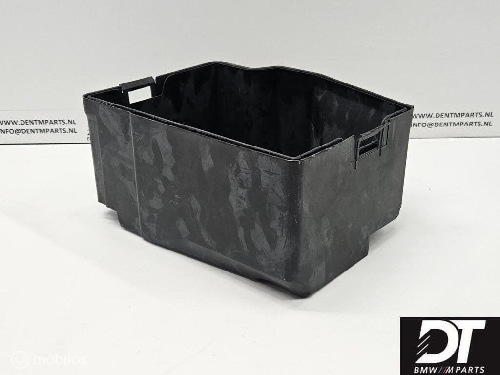 Accubak BMW E36 61218361677, Nieuw