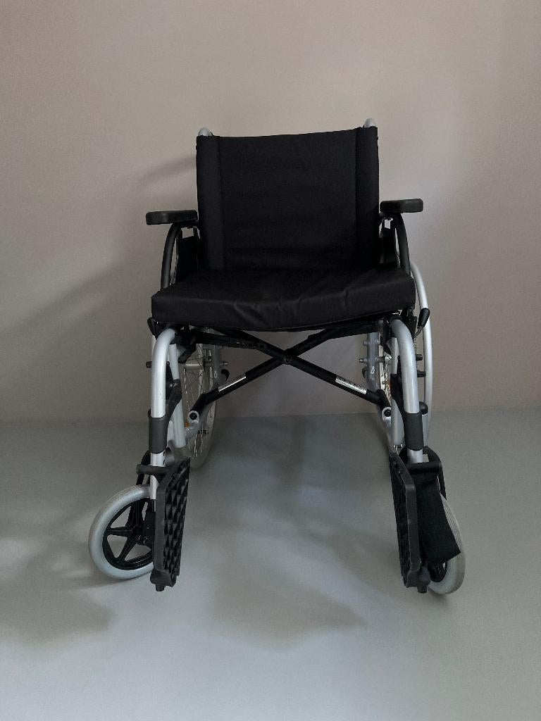 Breezy rolstoel, Diversen, Rolstoelen, Ophalen, Inklapbaar, Zo goed als nieuw, Duwrolstoel