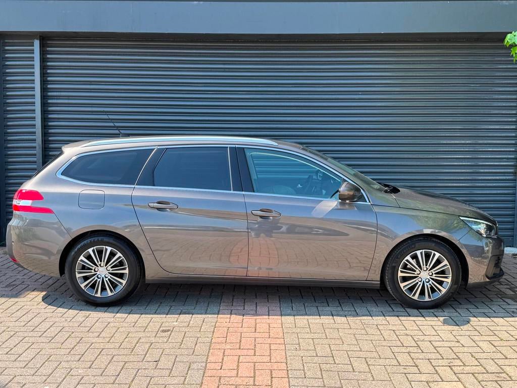 Peugeot 308 SW 1.2 PureTech Blue Allure Automaat | Blindspot, Auto's, Stof, Gebruikt, 1199 cc, Origineel Nederlands