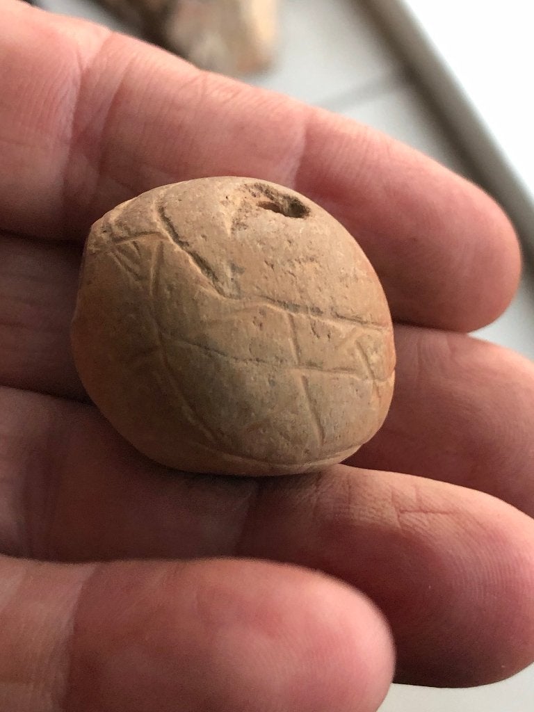 Romeinse SPINSTEEN zeldzaam GEOMETRISCH versierd Bodemvondst, Ophalen of Verzenden