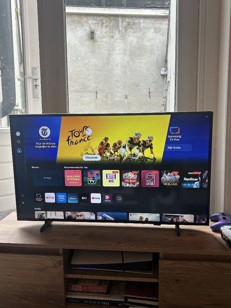 SAMSUNG - Full HD - Led-tv 40 in - 2025 (1 year old), Ophalen, LED, 50 Hz, Zo goed als nieuw