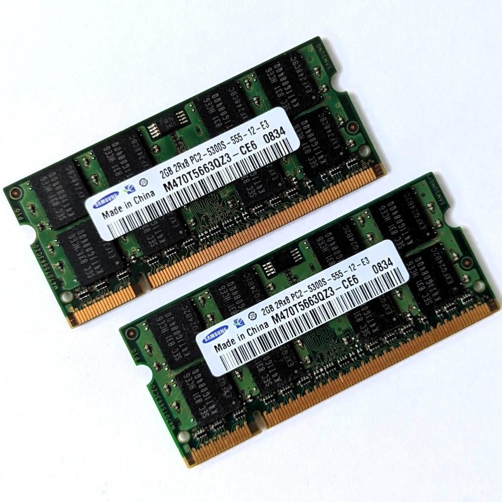 2x 2GB = 4GB DDR2 667MHz PC2-5300 SODIMM laptop geheugen, Computers en Software, RAM geheugen, Ophalen, Gebruikt, DDR2, Laptop