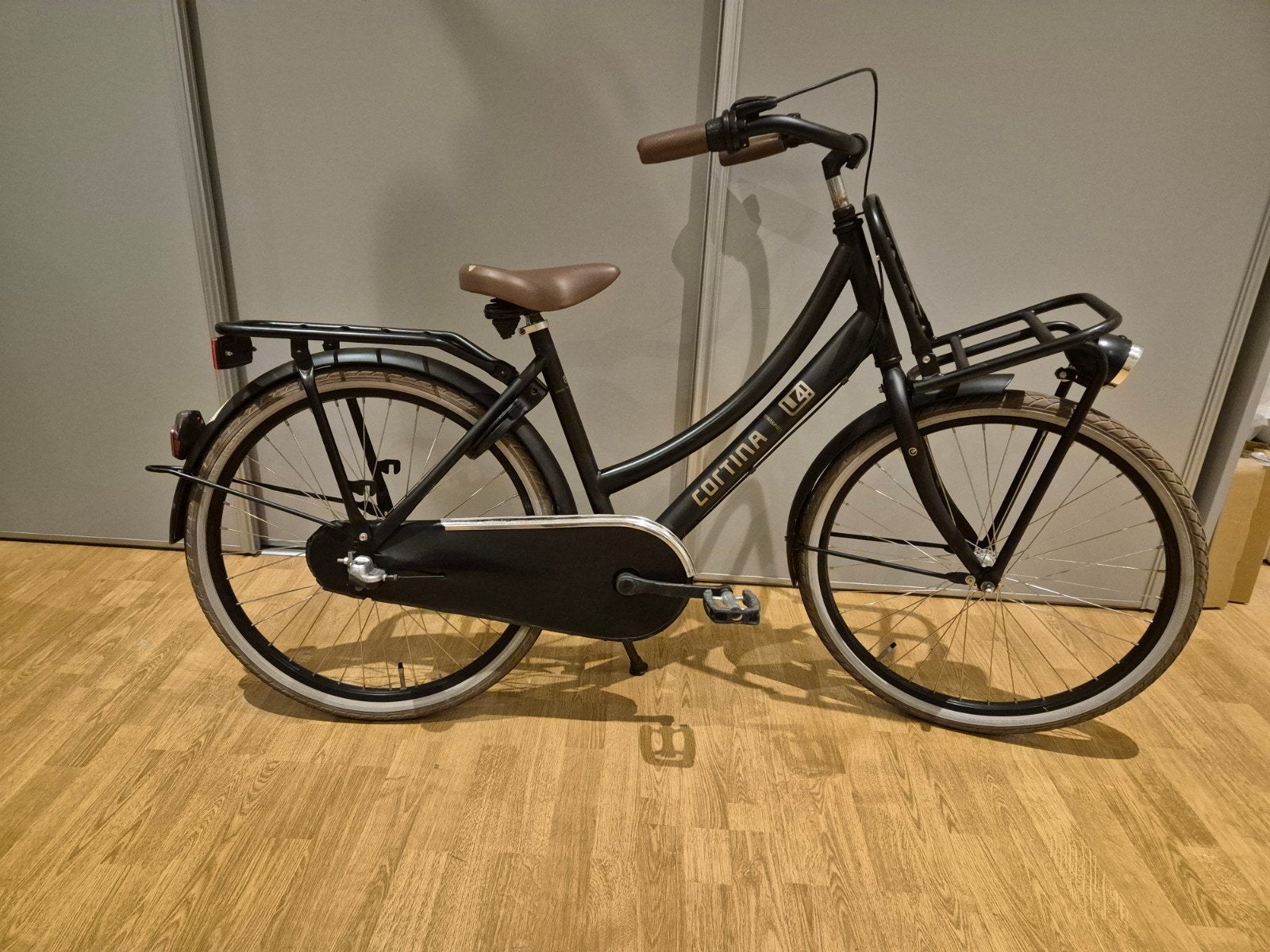 nette Cortina u4 meisjesfiets 24 inch, Fietsen en Brommers, Ophalen, 24 inch, Versnellingen, Zo goed als nieuw