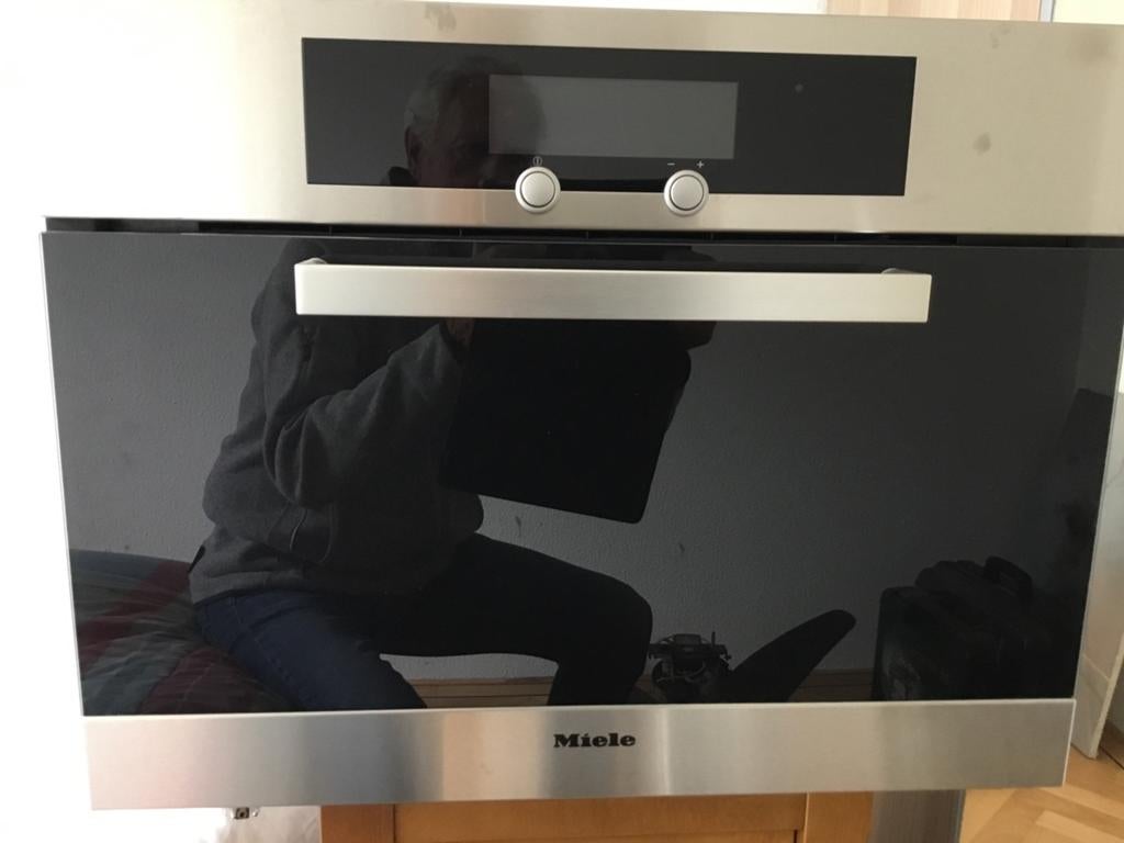 Miele inbouw stoomoven volledig elektronisch €150, Ophalen, Zo goed als nieuw
