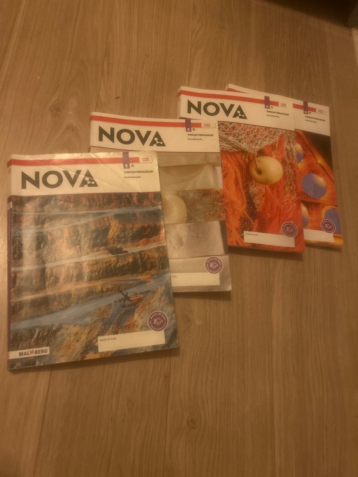 NOVA VWO/Gymnasium Scheikunde Boeken (Malmberg), Ophalen of Verzenden, Zo goed als nieuw, WO