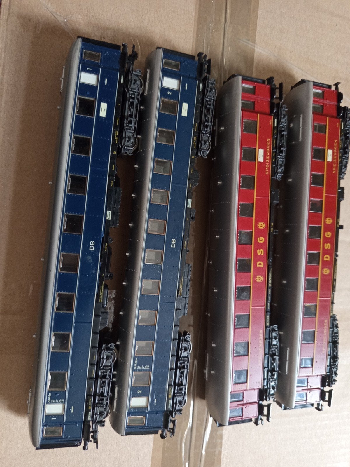 Märklin rijtuigsetje
Geen verpakking ook niet getest
Voor ee, Wisselstroom, Gebruikt, Rails, Ophalen of Verzenden