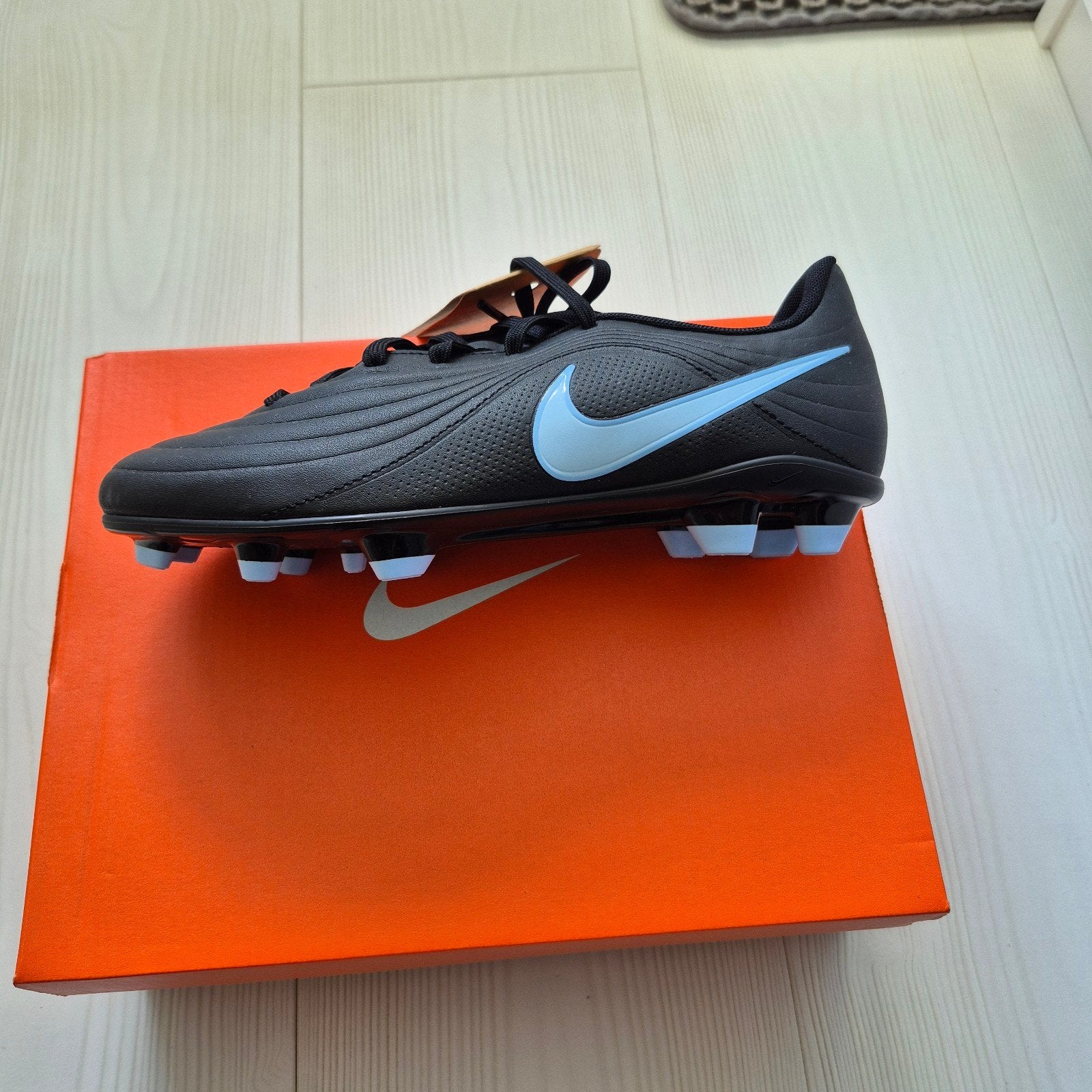 Voetbalschoenen Nike, Maat XS of kleiner, Ophalen, Nieuw, Schoenen