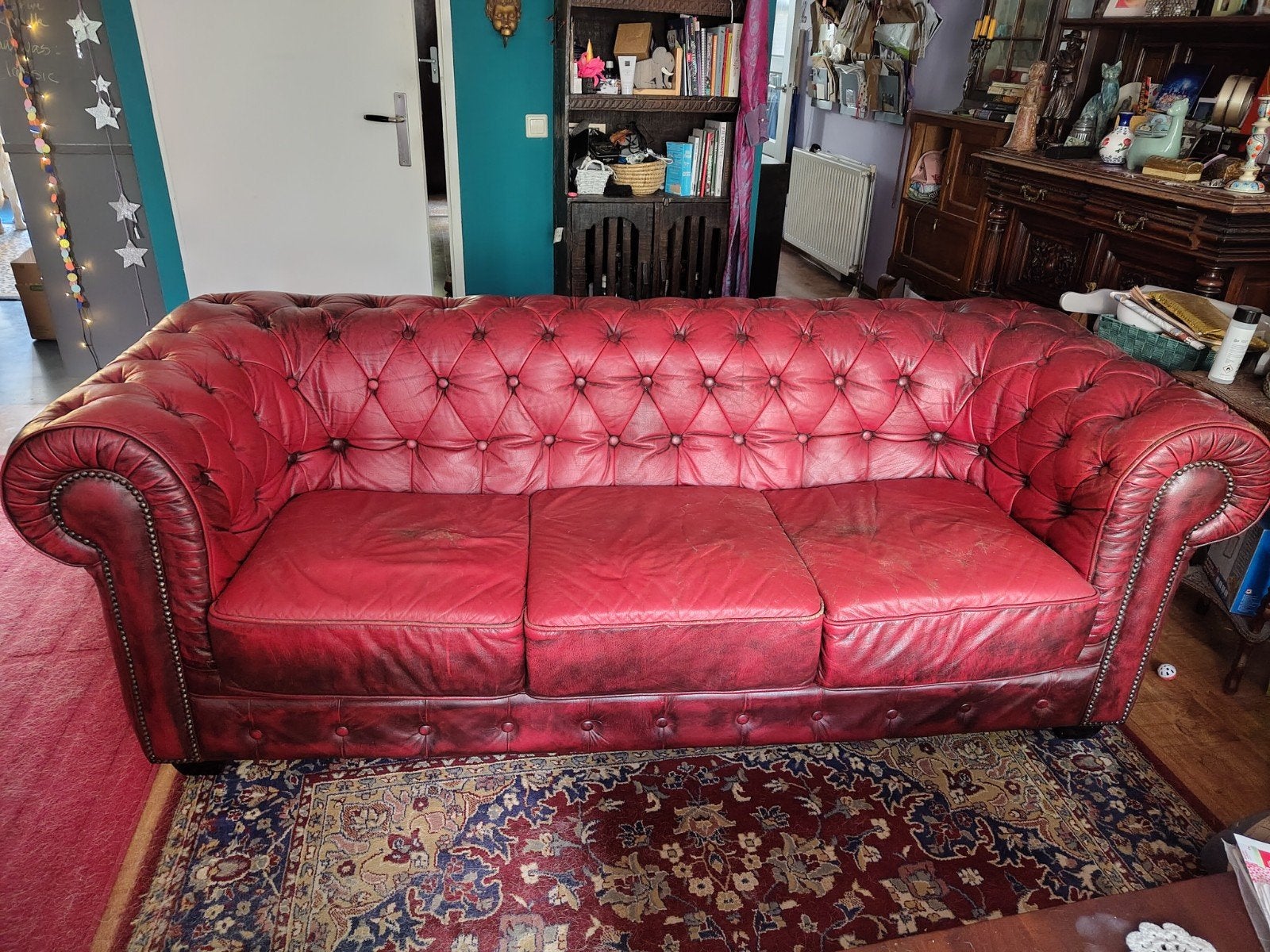 Vintage Rode Chesterfield Bank - 3-zits, Ophalen, Gebruikt, Chesterfield, Klassiek, Vintage, Driepersoons