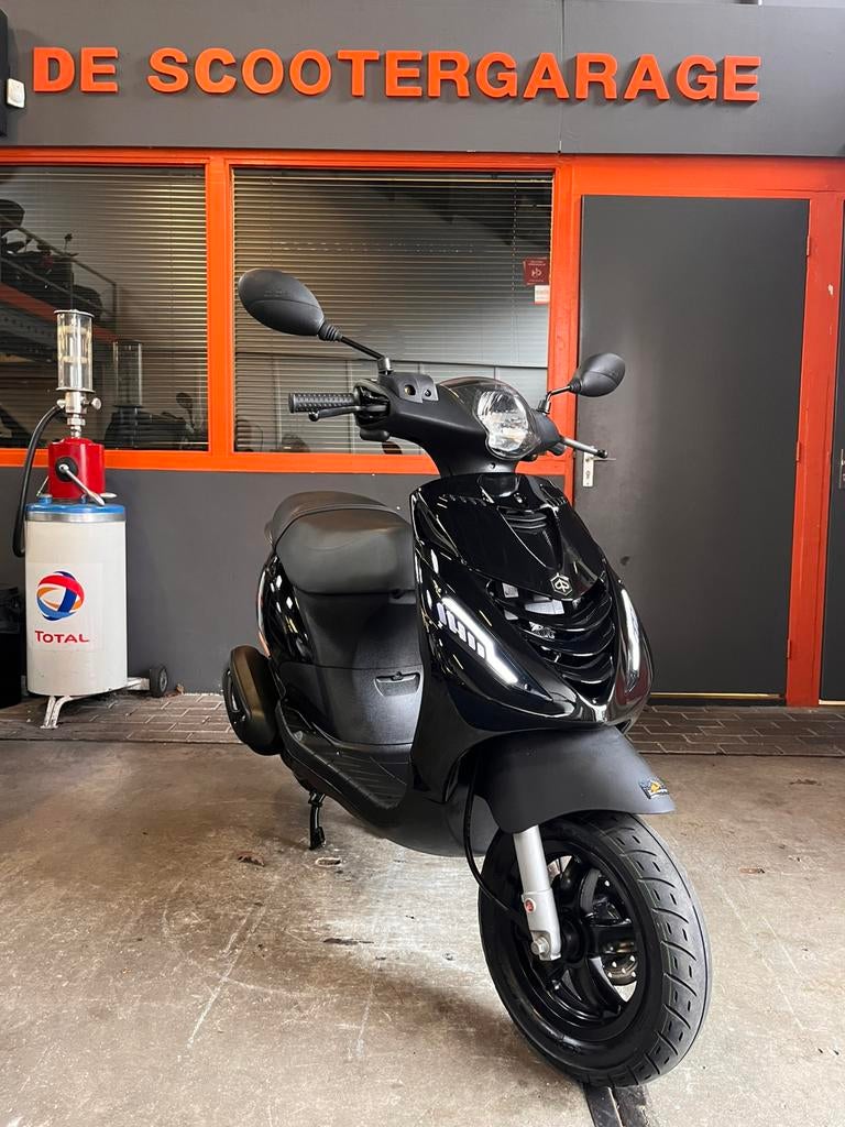 Piaggio Zip Brom 45km 2022, Piaggio, Piaggio, Maximaal 45 km/u, Zip