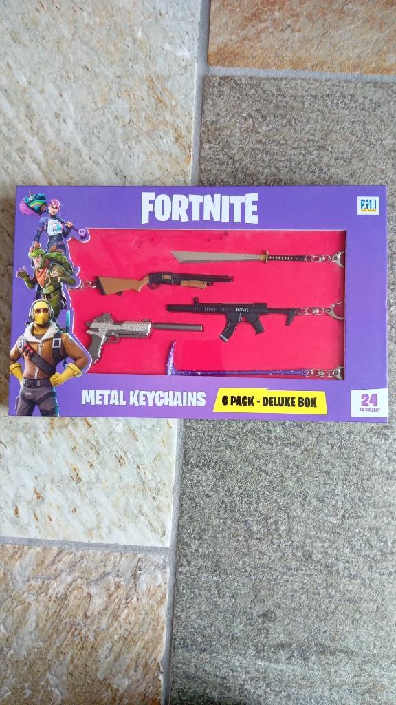 Fortnite sleutelhangers cadeaubox, Ophalen, Zo goed als nieuw, Merk