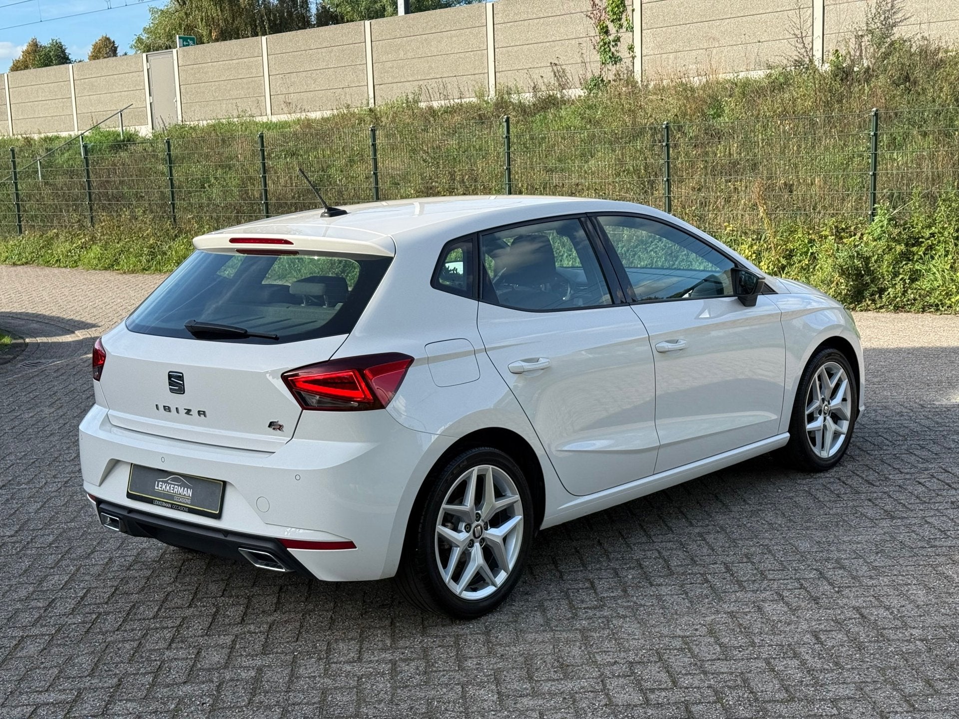 SEAT Ibiza 1.0 TSI FR 116PK I CAMERA I CARPLAY I VIRTUAL DAS, Auto's, Voorwielaandrijving, Gebruikt, 116 pk, Origineel Nederlands