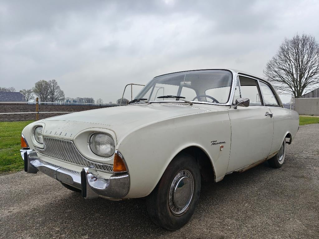 Ford Taunus 17M | Badkuip | Schuifdak | 1961, Auto's, Stof, Wit, Bedrijf, Handgeschakeld