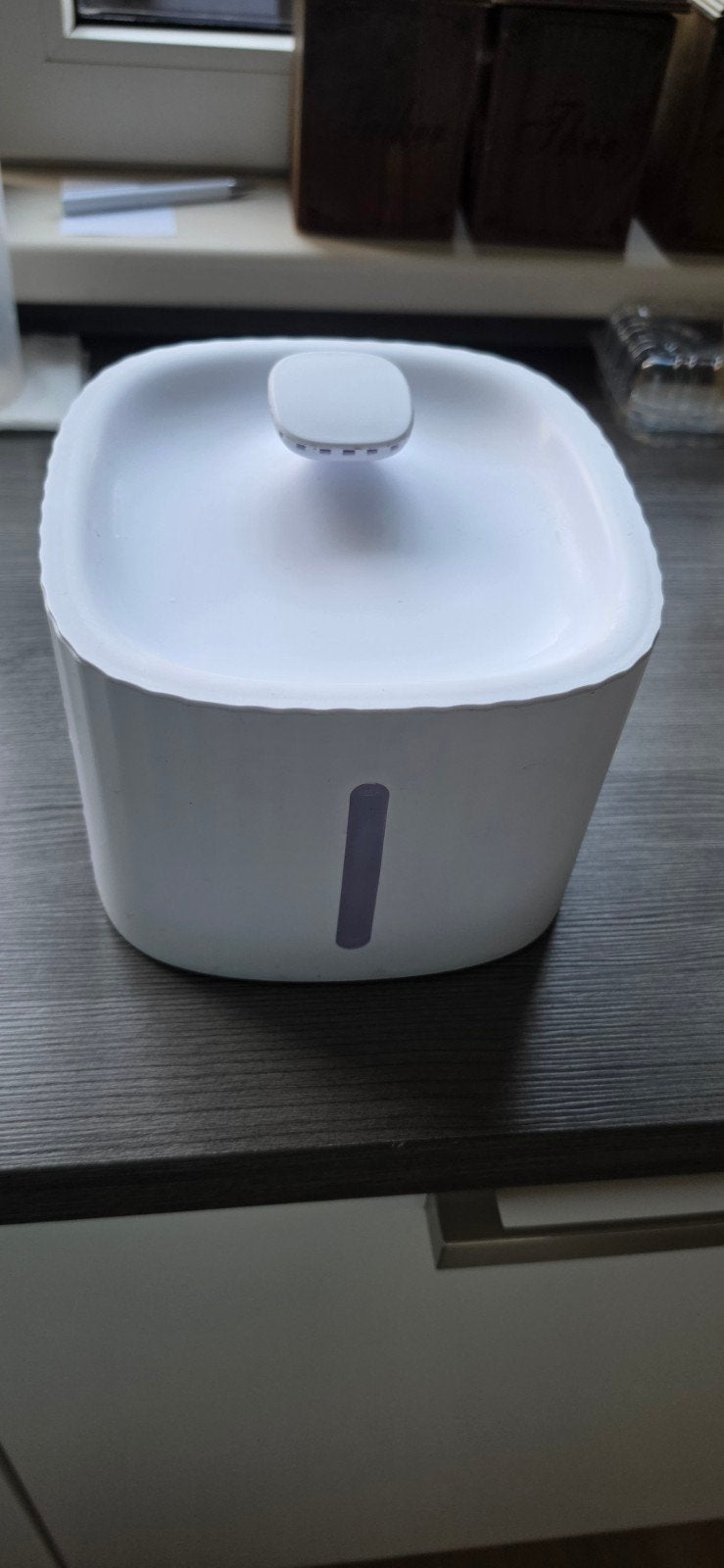 Waterbak van Beeztees, Dieren en Toebehoren, Katten-accessoires, Ophalen of Verzenden, Zo goed als nieuw