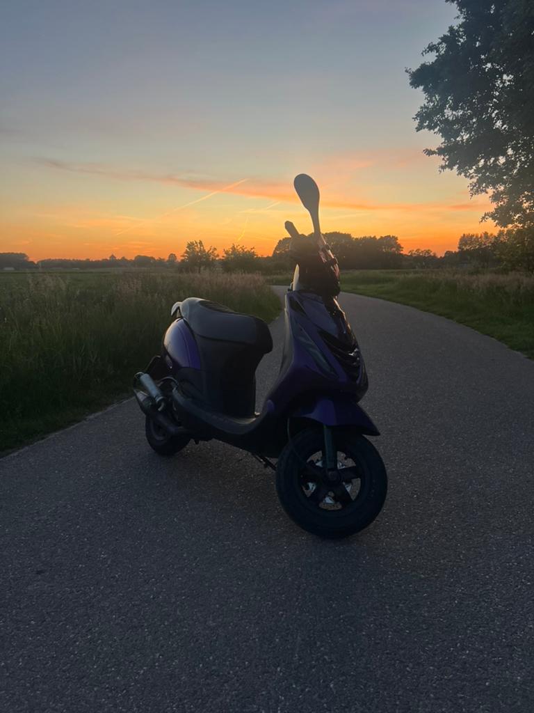 Piaggio zip 70cc 2takt waardepeiling, Fietsen en Brommers, Scooters | Piaggio, Ophalen, Zo goed als nieuw, Tweetakt, Zip